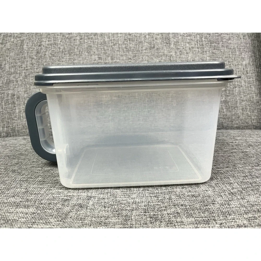 Medium Plastic Canister with Handle 21 Cup Pantry Food Storage Container /w Lid